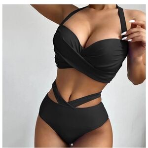 🆕️Black Criss Cross High Waist Bikini